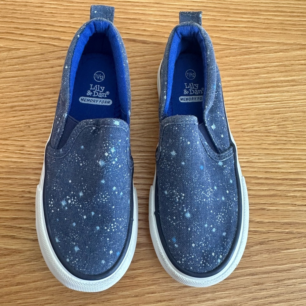💖3 for $15 Toddler boy memory foam canvas shoes